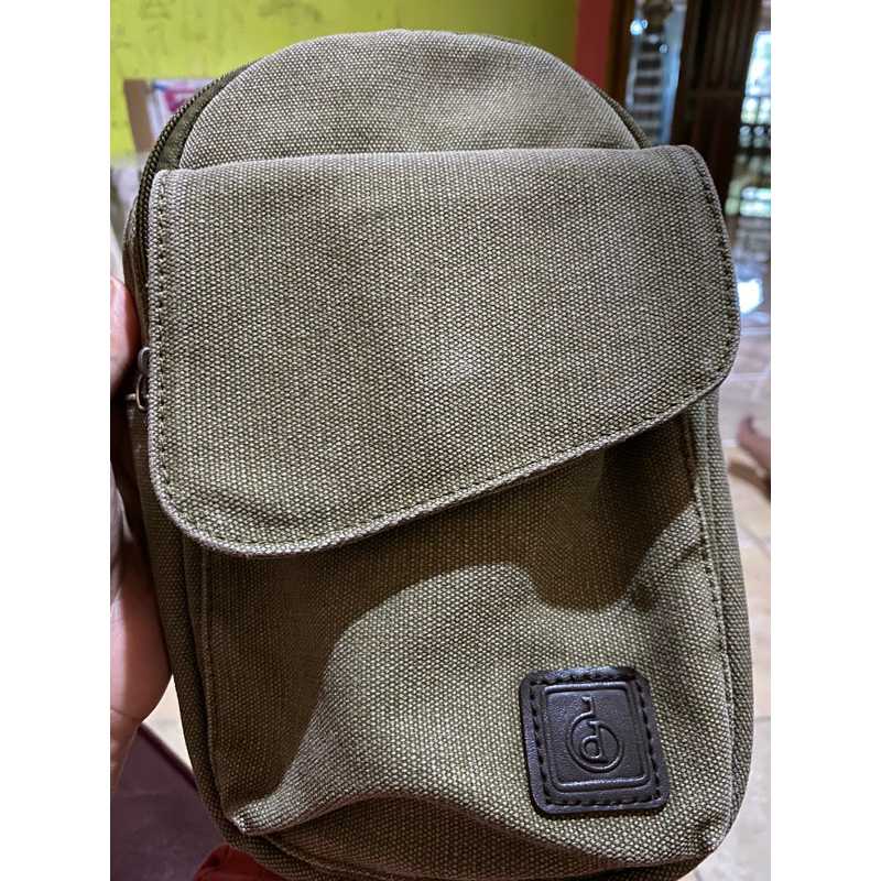 tas slempang pria PL Donatello