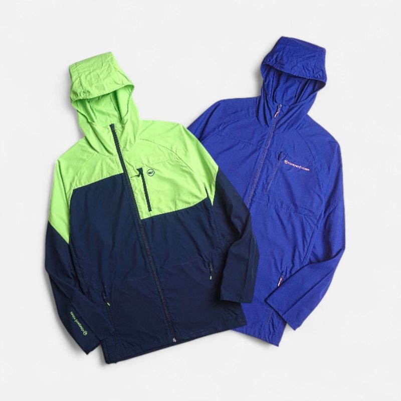 Vineyard vines on the go packable windbreaker