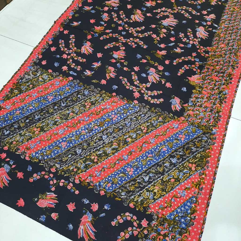 Kain Sarung Batik Tulis Lasem Rembang Krendo Hitam