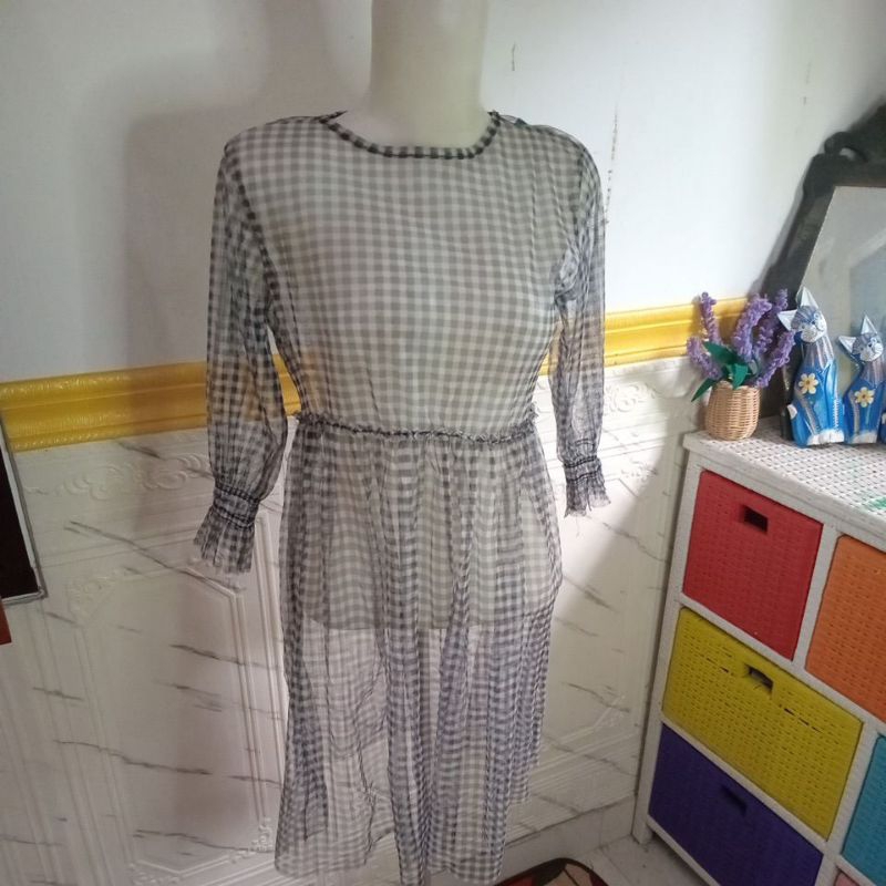 Dress outer tile kotak hitam putih preloved