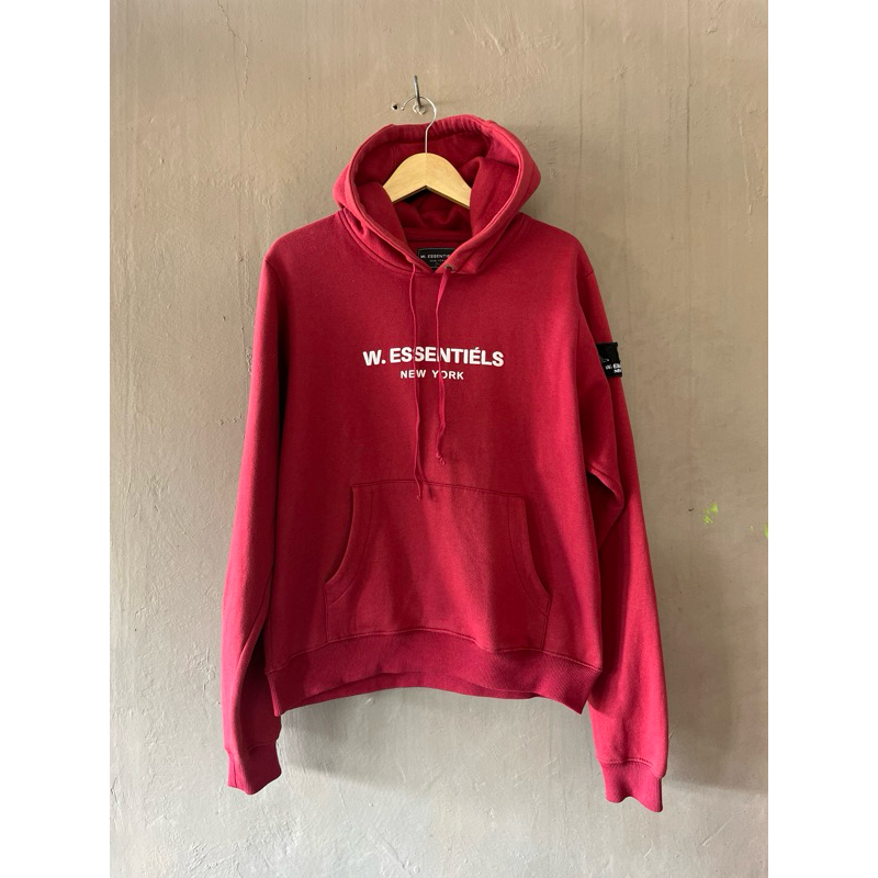 hoodie w.essentials