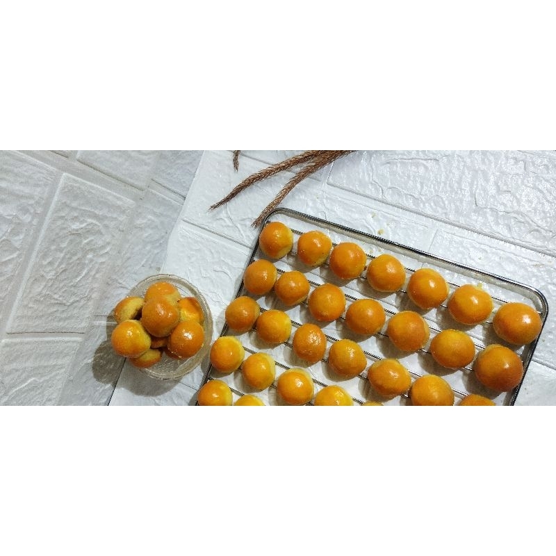 

Nastar Clasic Premium Lembut & Lumer 650ml