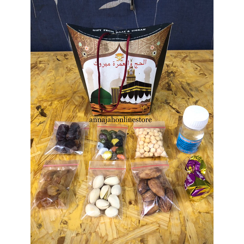 

Paket Murah Isi 50 PCS Oleh-Oleh Haji dan Umroh (Dus Tali)