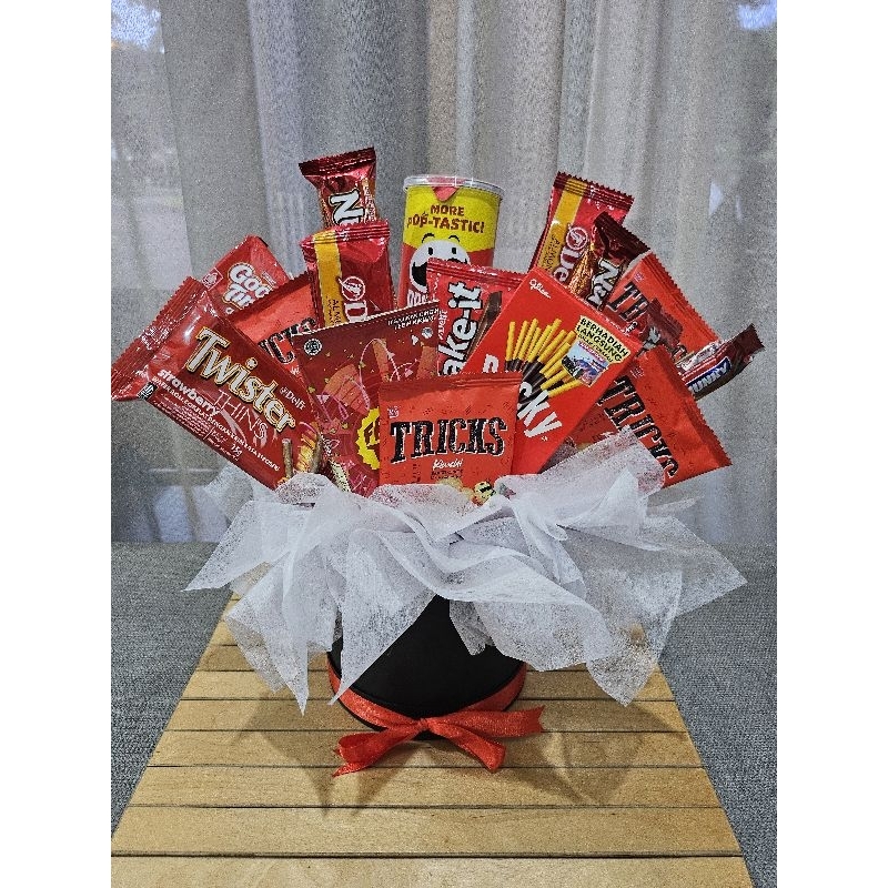 

Hampers box Red