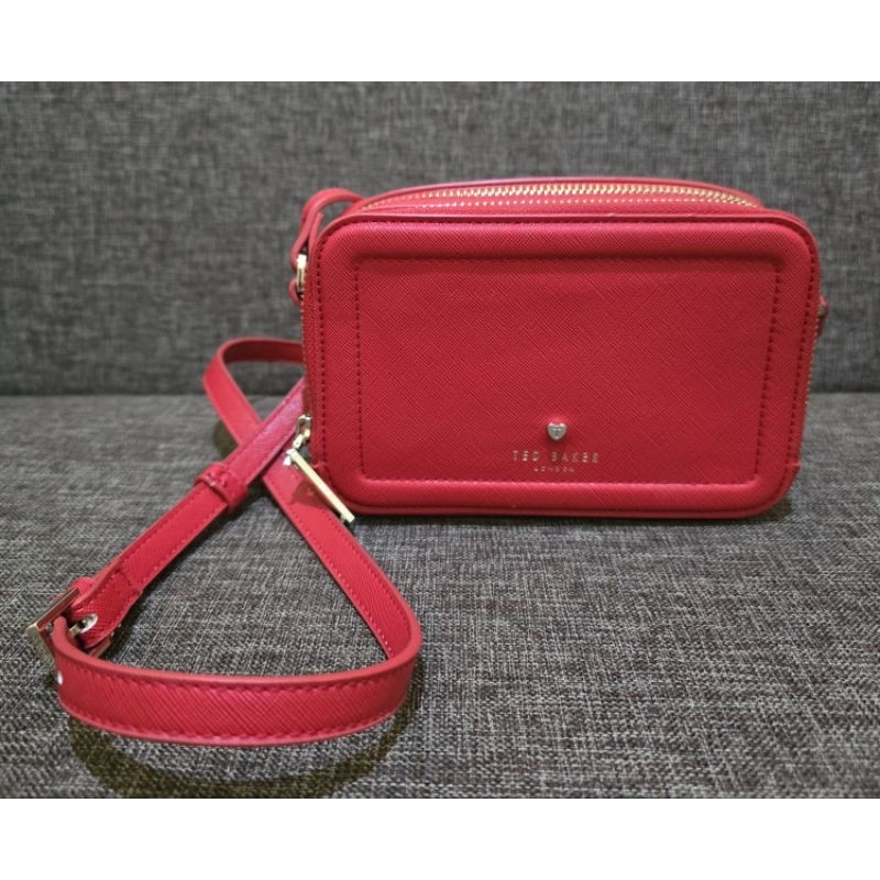 Tas Ted Baker Merah