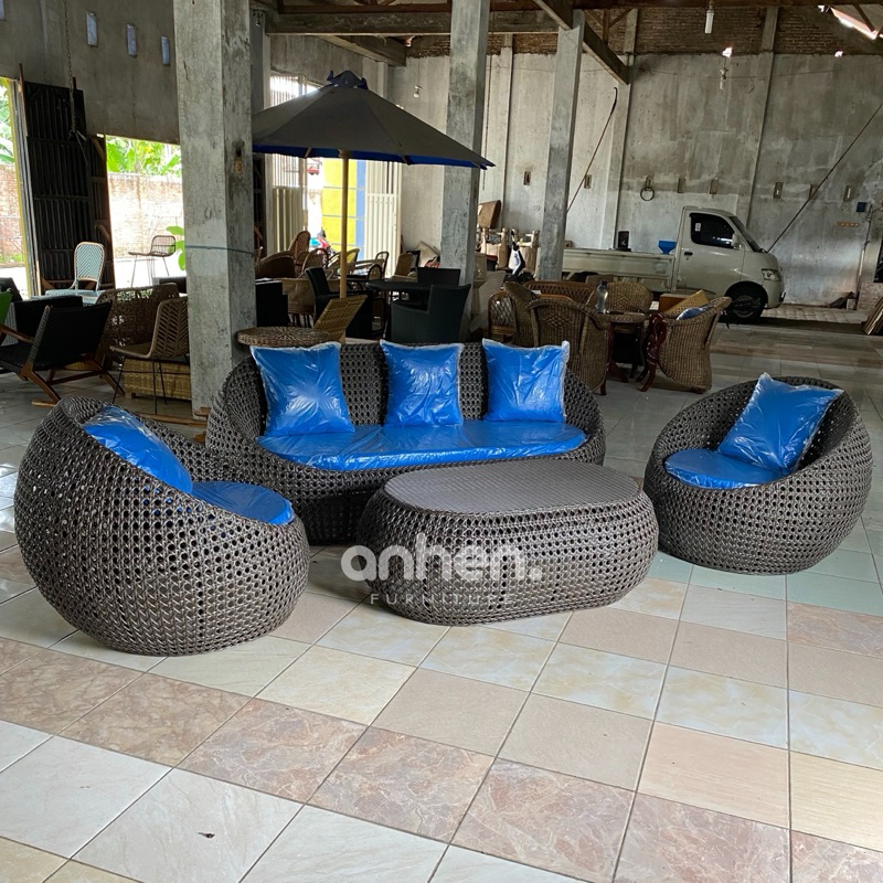 Set Sofa Tamu Outdoor Rotan Sintetis / Kursi Tamu Outdoor Rotan Sintetis / Sofa Rotan Sintetis Model