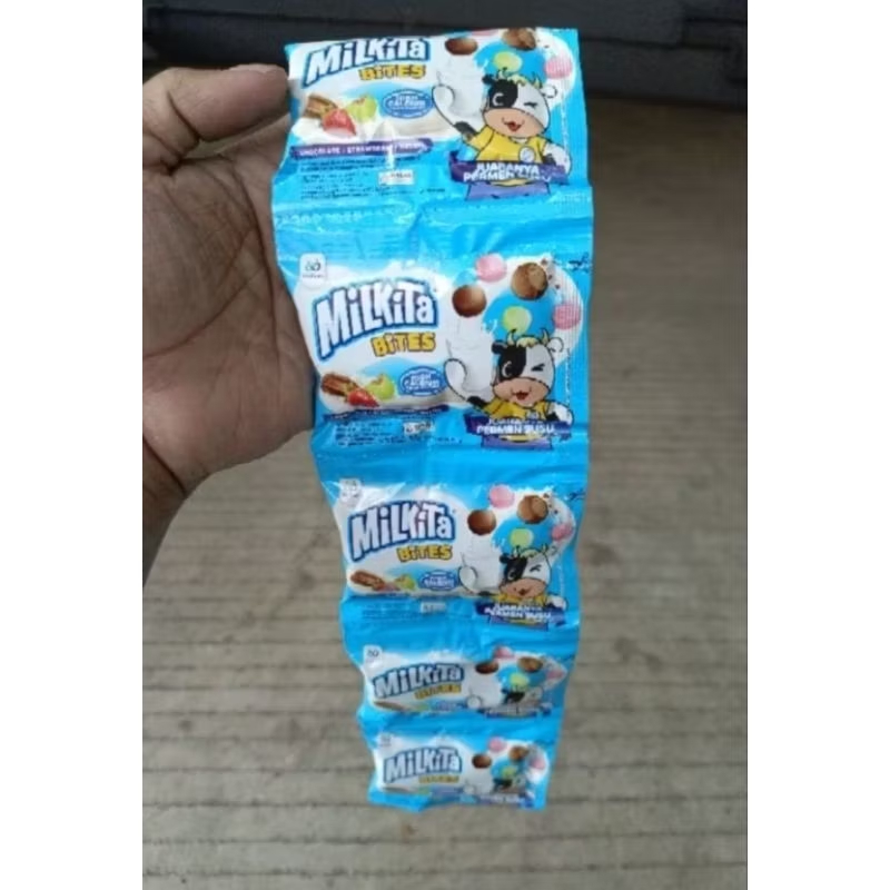 

Milkita Bites Milk Chocolate 1 renceng isi 10 pcs