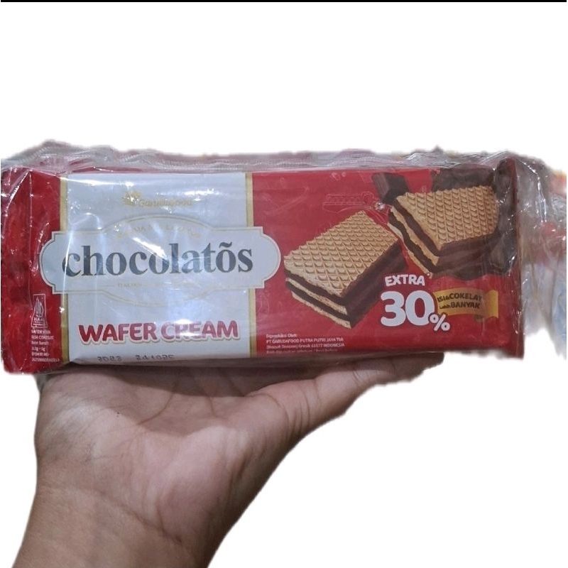 

CHOCOLATOS WAFER CREAM 1 RENCENG ISI 10 PCS X 19 GRAM