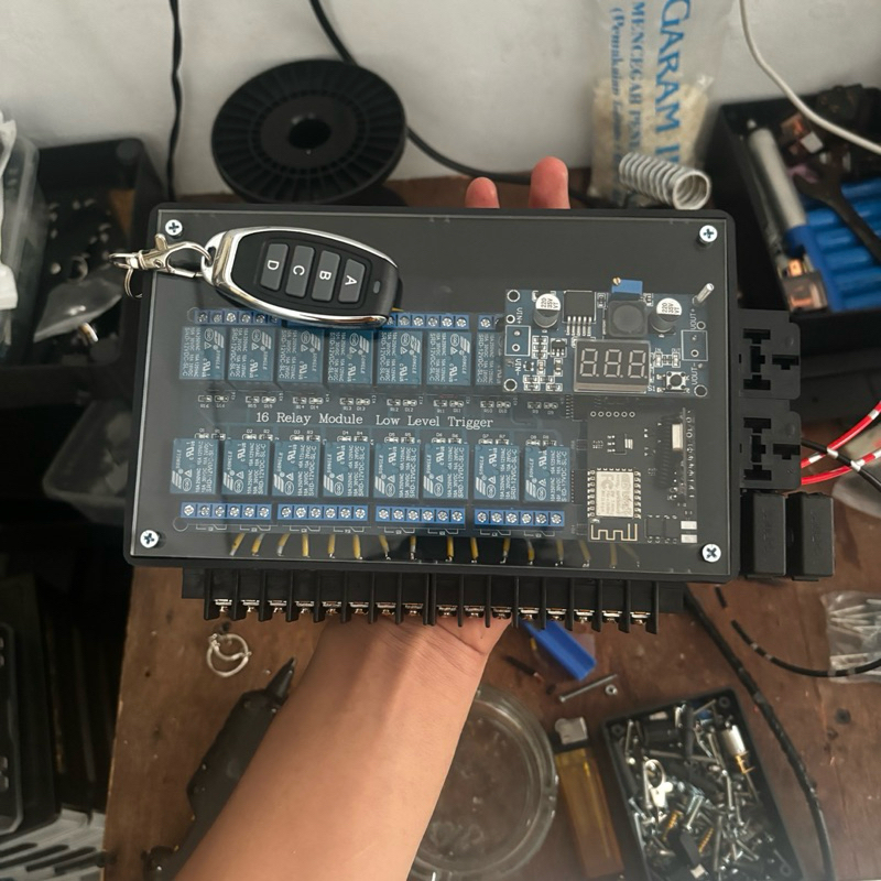 modul relay modul matrix modul lampu tembak modul metrik lampu laser biled D2 mini projie 16 chanel 