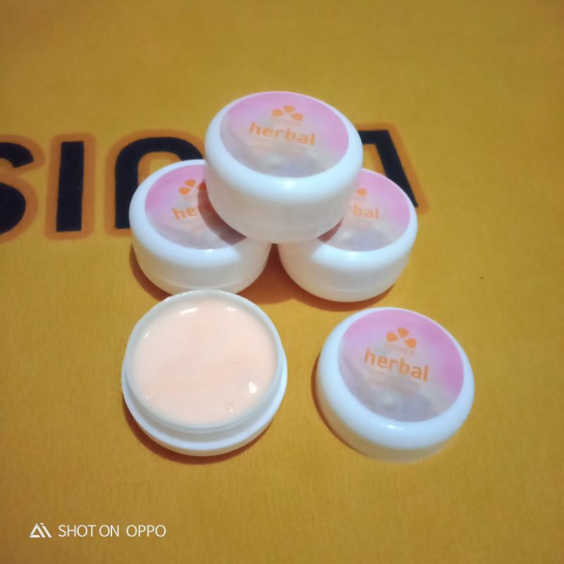 Cream Esther Herbal Original Whitening Di Pake Siang&Malam // Esther Herbal Moist & Whitening Origin