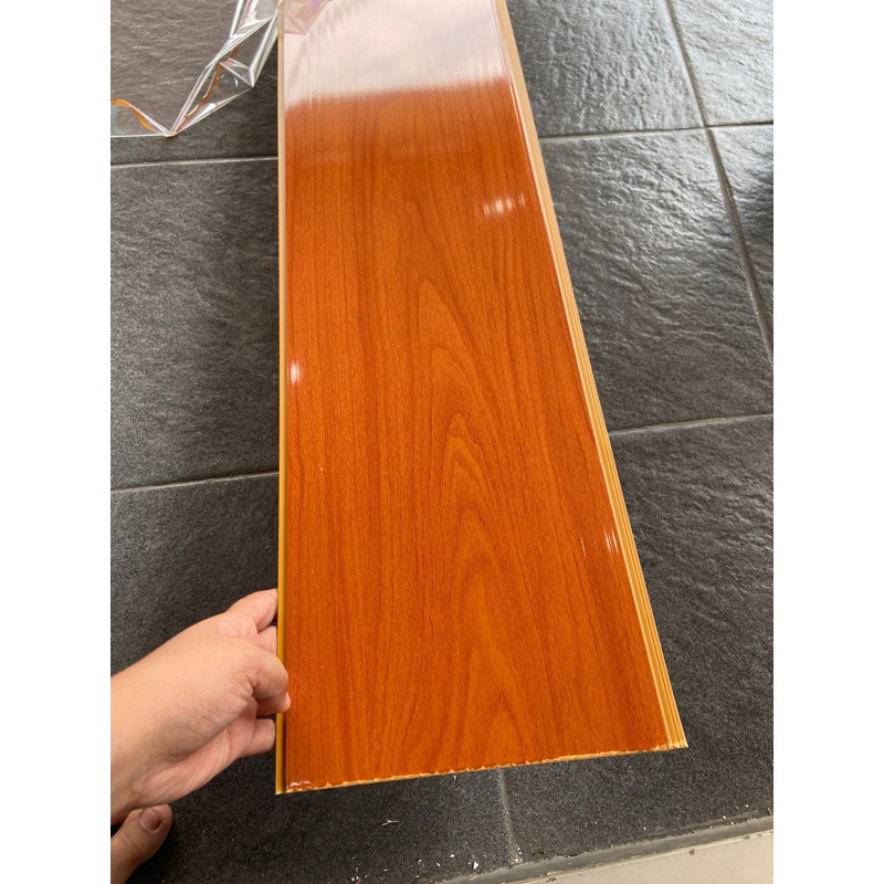 Plafon PVC Glossy Coklat Motif Serat Kayu SF248 (PERLEMBAR)
