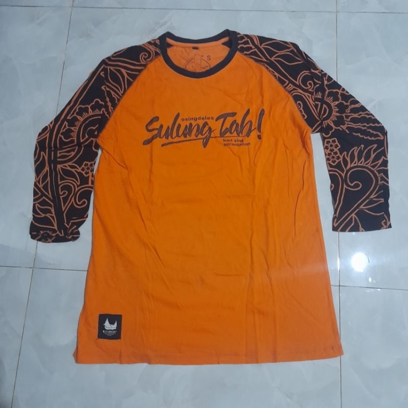 Preloved Atasan Wanita Dewasa Remaja Kaos Osing