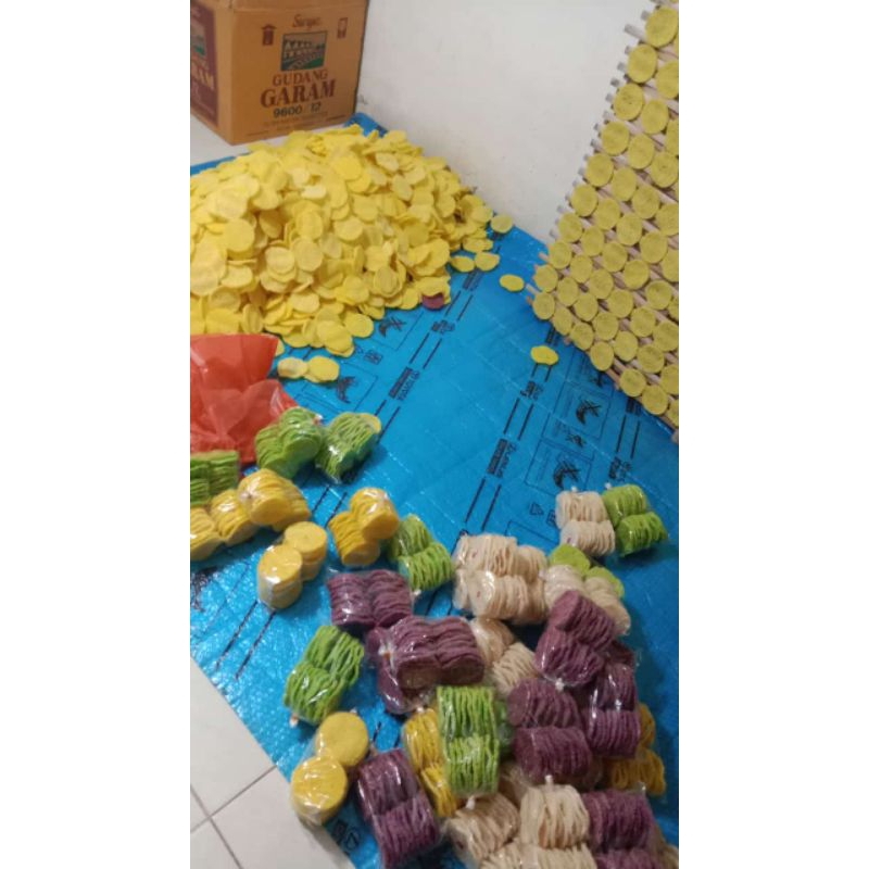 

Rengginang Ubi mentah Bungkusan