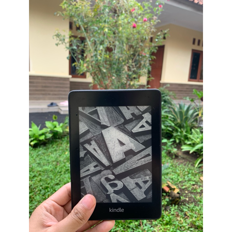 Kindle Paperwhite 10th Edition 2018 - 8GB | Kondisi Bekas Seperti Baru, Mint Condition