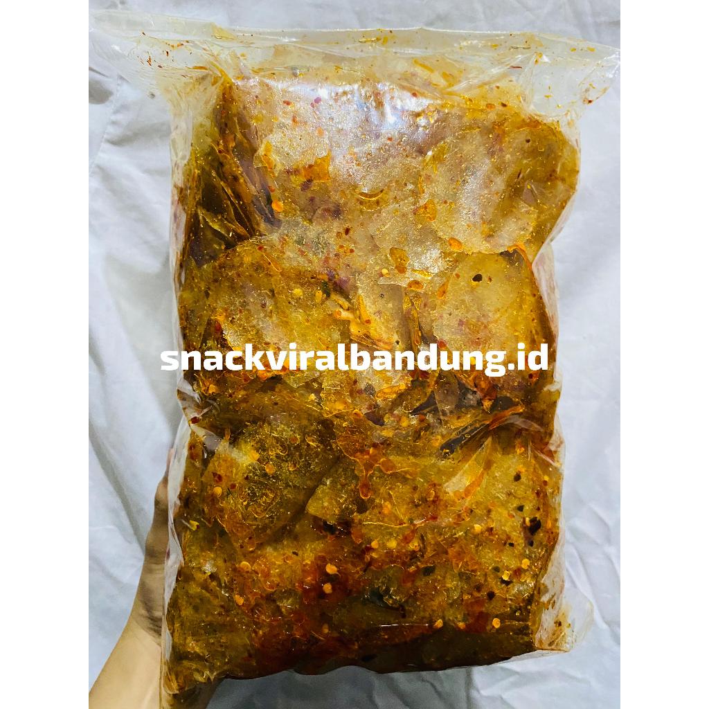 

kripca pedas daun jeruk/keripik kaca/pikca/kripik kaca enak gurih bumbu melimpah/sebring kripca