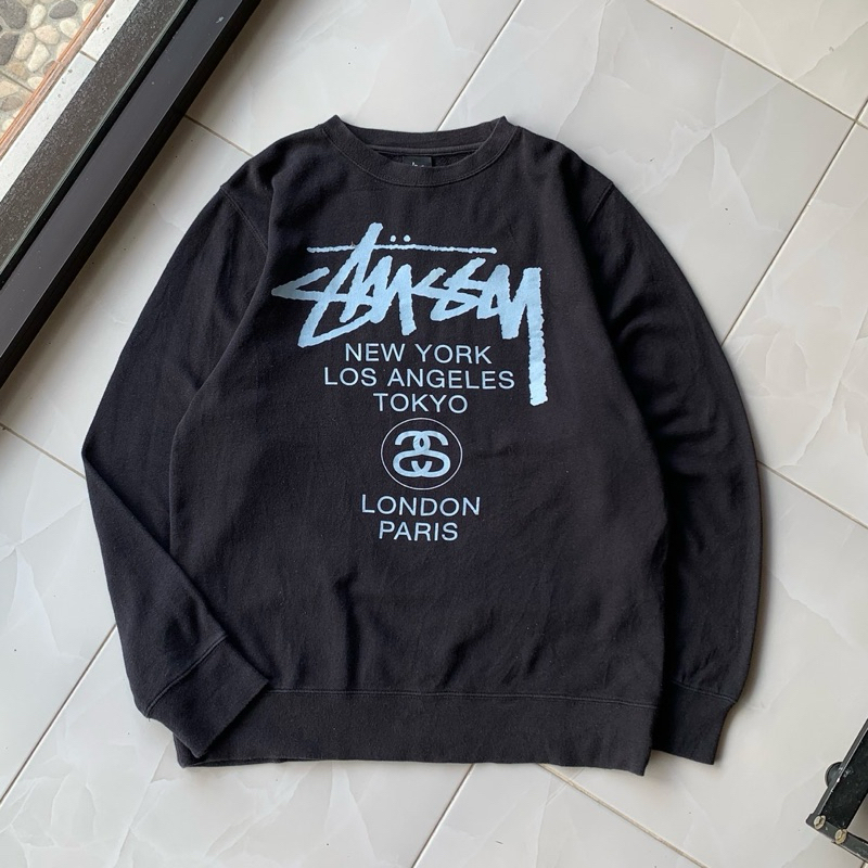 VINTAGE CREWNECK STUSSY TOUR