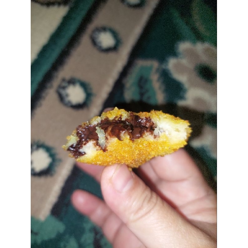 

Getuk Crispy Frozen Choco Lumerrrr