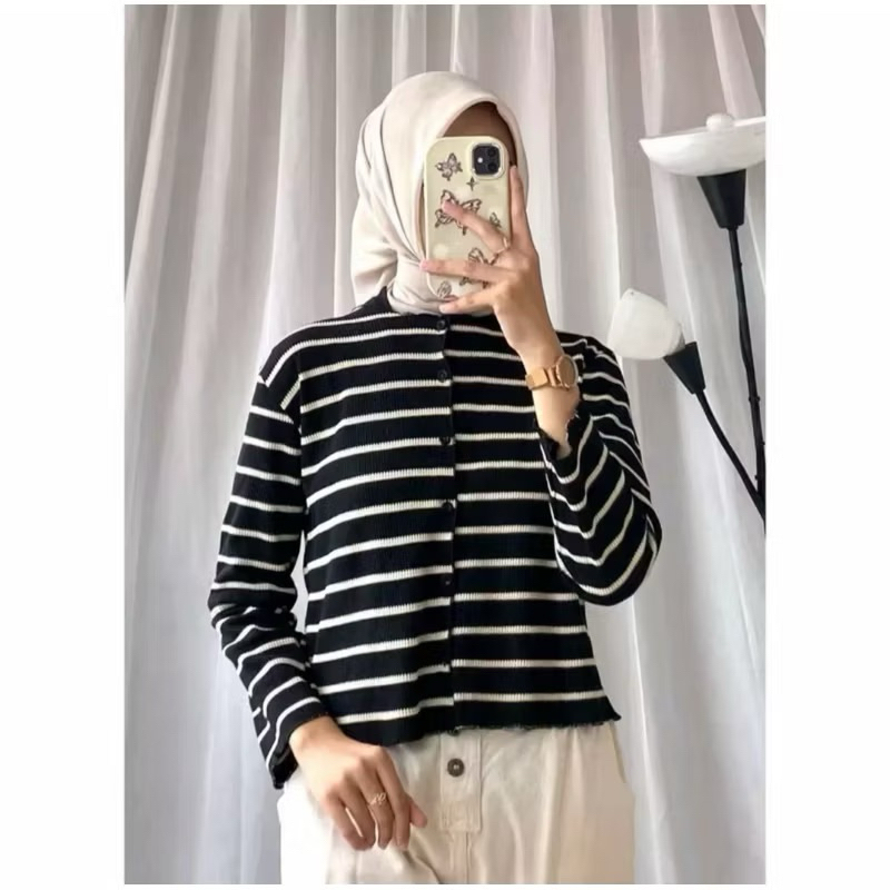 Cardigan Salur Wanita Kekinian / Cardigan Rajut Crop Wanita Motif Garis-Garis
