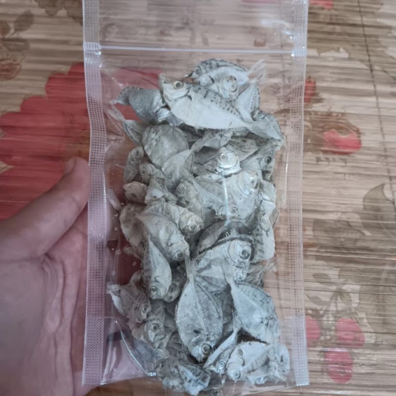 

Ikan Asin Petek Kecil 100 Gram