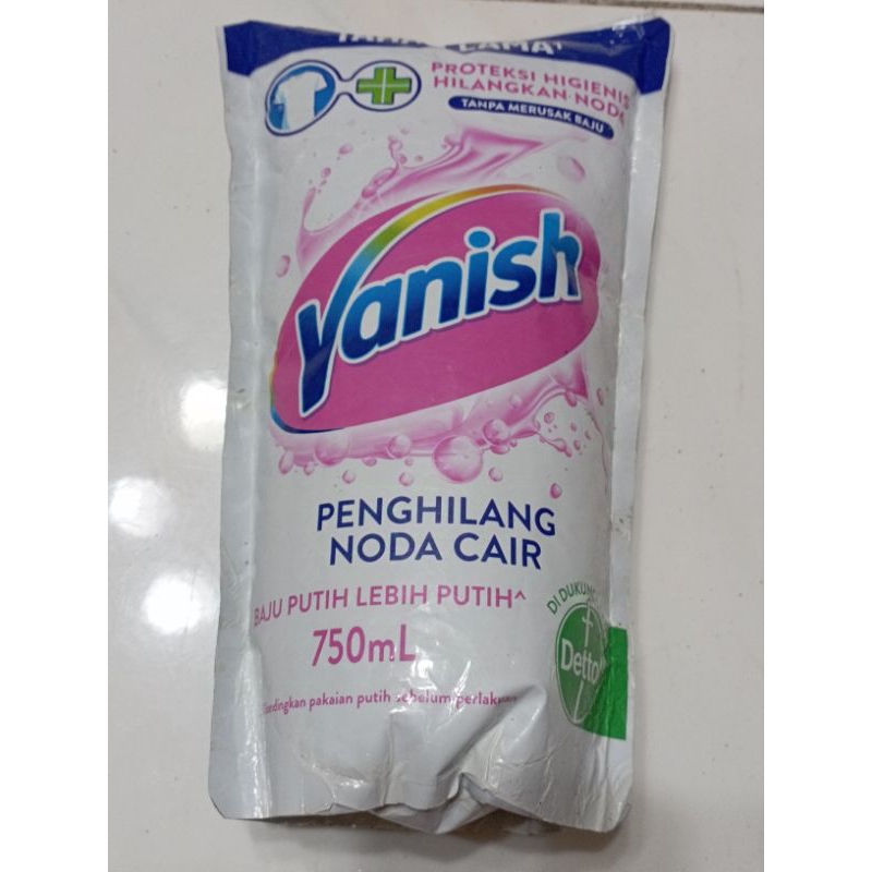Vanish Penghilang Noda Cair  Baju Putih Lebih Putih 750ml