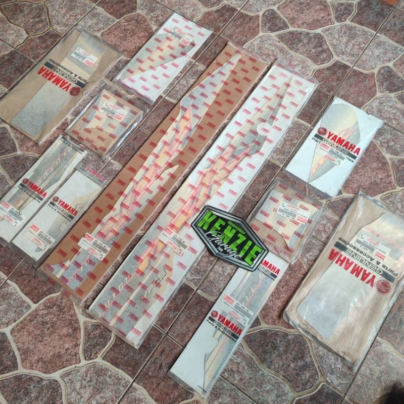 Stiker Striping Sticker Graphic SSTWO SS TWO F1ZR FIZR Biru Putih 2003 Original