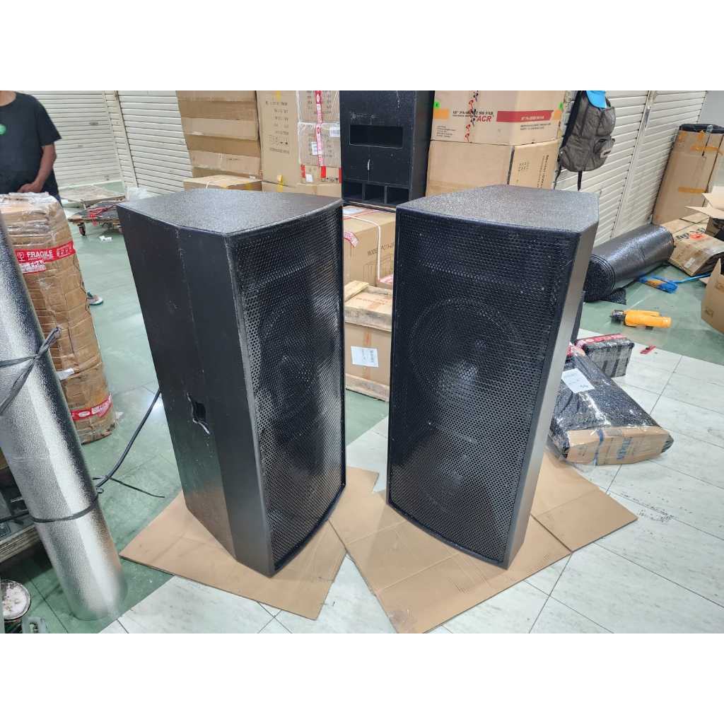 (JUAL 2 BUAH) box speaker 15 inch dobel atas horn tweter bahan multiplek - KOSONGAN