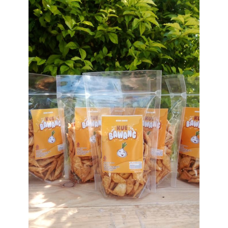 

Kue bawang pedas 150gram PAKET ISI 6