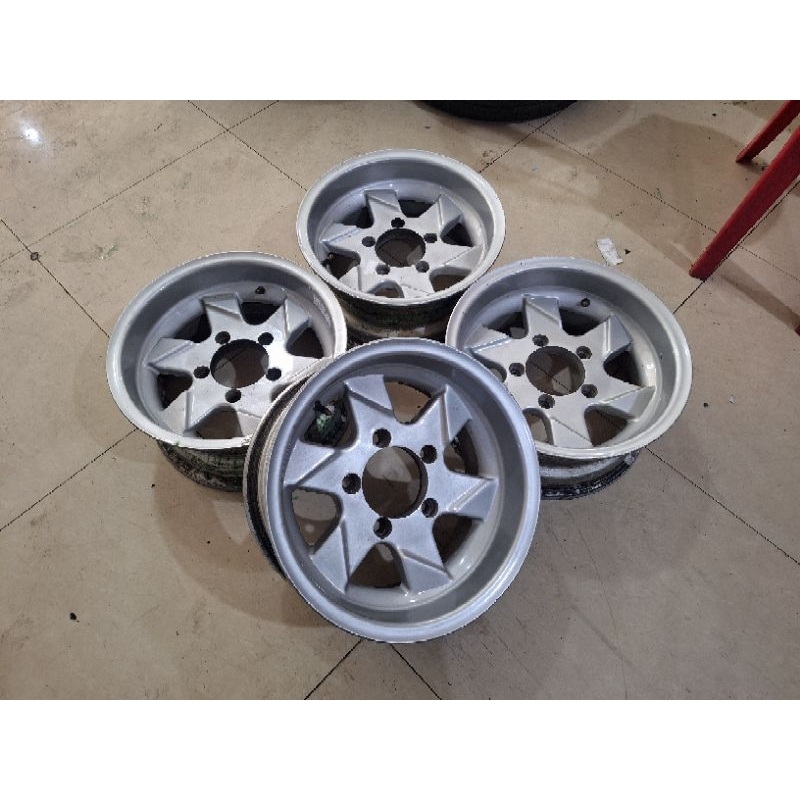 Velg Mobil Bekas Racing Ring 15 Lebar 7 Lubang Pcd 5x139,7