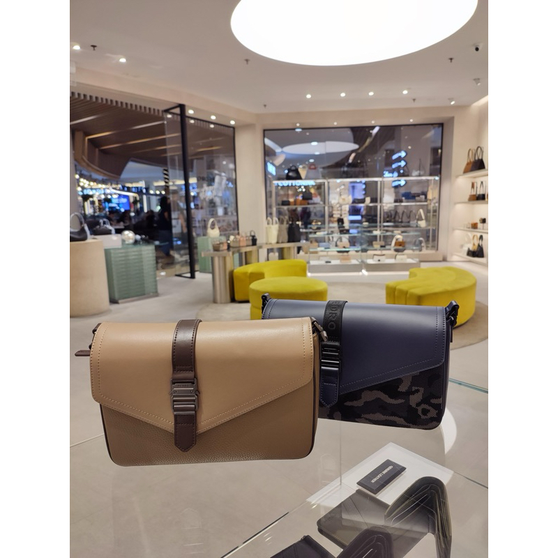 Tas pria slempang Pedro original