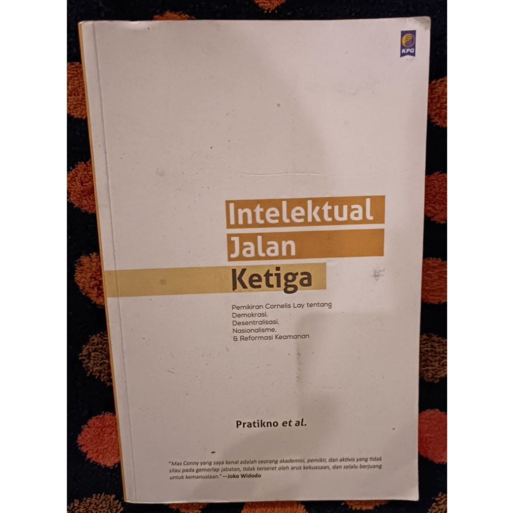 Buku Intelektual Jalan Ketiga - PRATIKNO, DKK