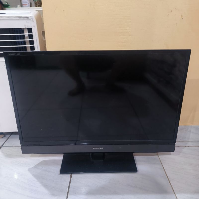 tv LED Toshiba 29 inch analog ( bekas )