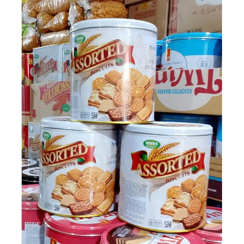 

Borneo Assorted Biscuits Kaleng Bulat 350g