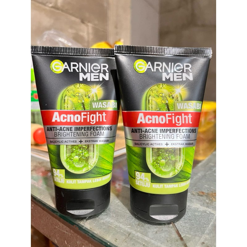 Garnier Men Acno Fight