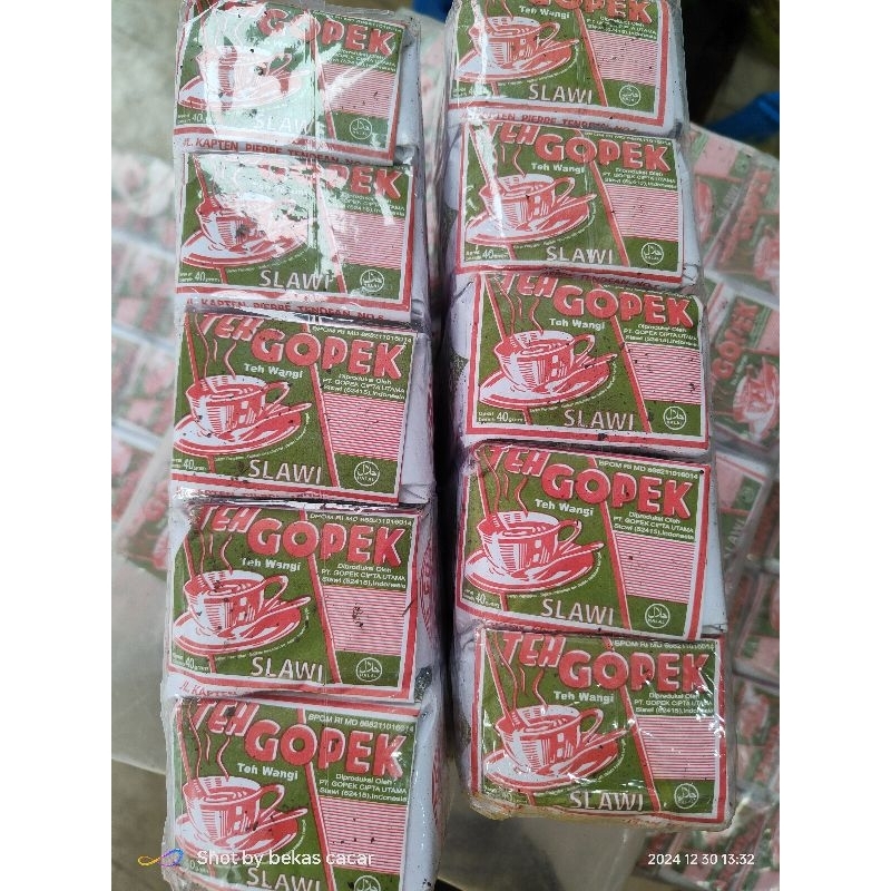 

Teh Gopek Slawi / Teh Racikan Wong Solo / Teh Jumbo /Teh Racik