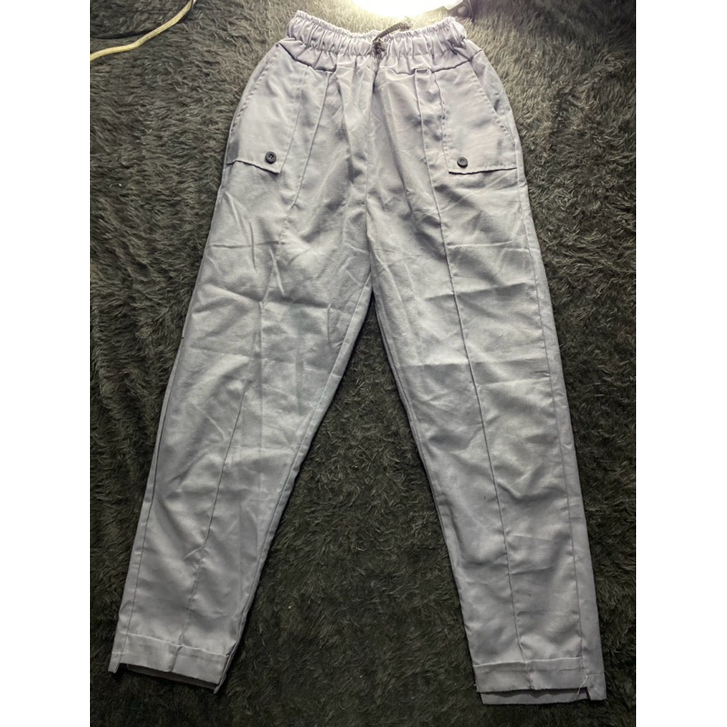 PRELOVED CELANA SILVER