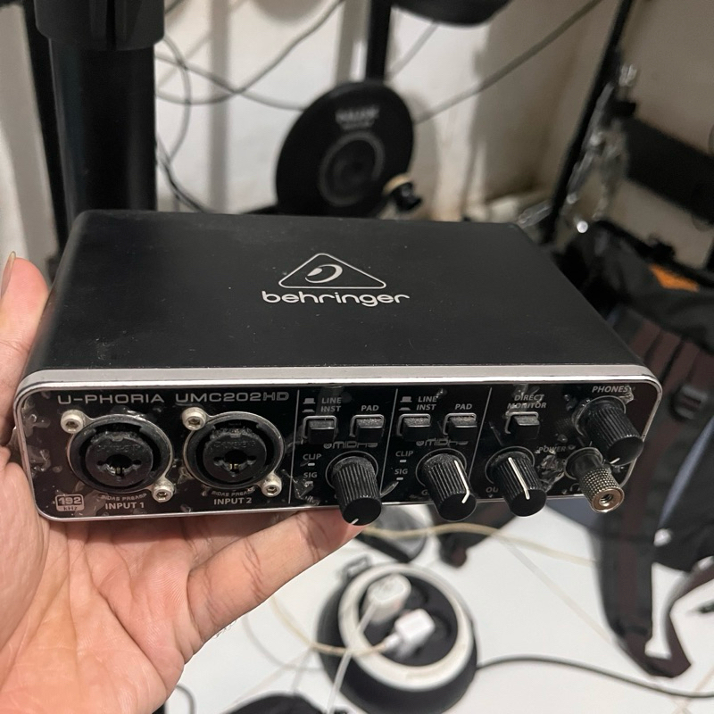 Soundcard Behringer UMC202HD (Bekas pemakaian pribadi)
