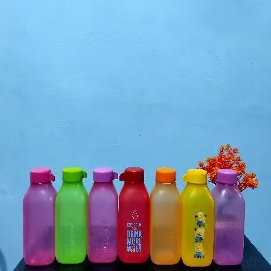 (Ready Medan) Preloved Tupperware ECO bottle 500 ml kotak