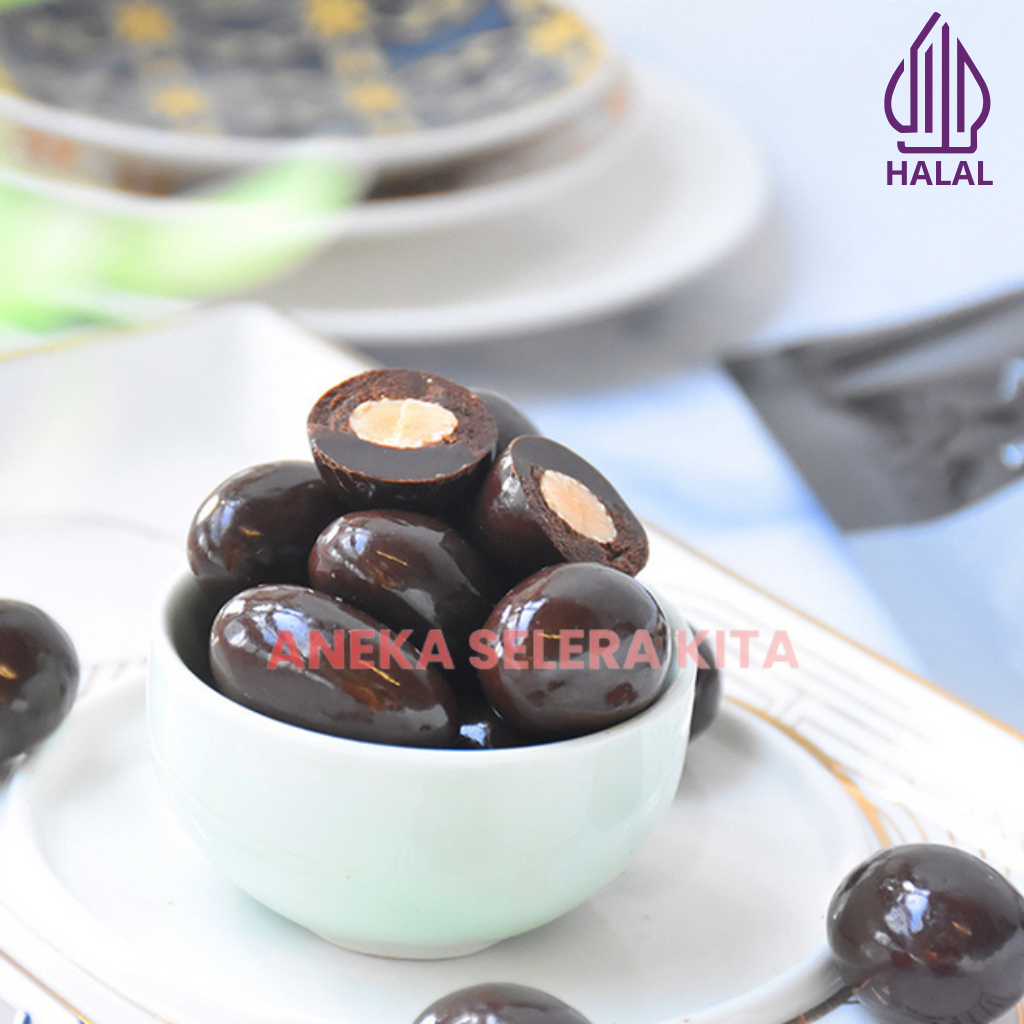 

QH Beryls Almond Raisin Milk Chocolate & Dark Chocolate/Coklat Beryls Bersalut Almond dan Kismis