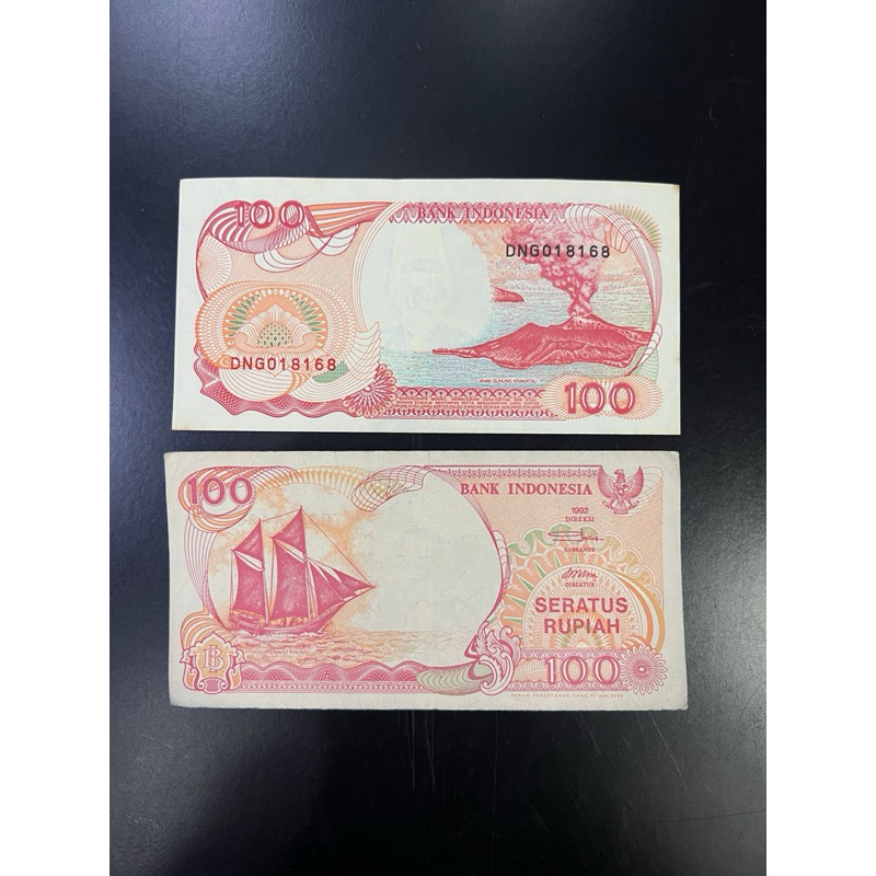 uang kuno kertas asli Indonesia 100 rupiah (seratus rupiah) 1992