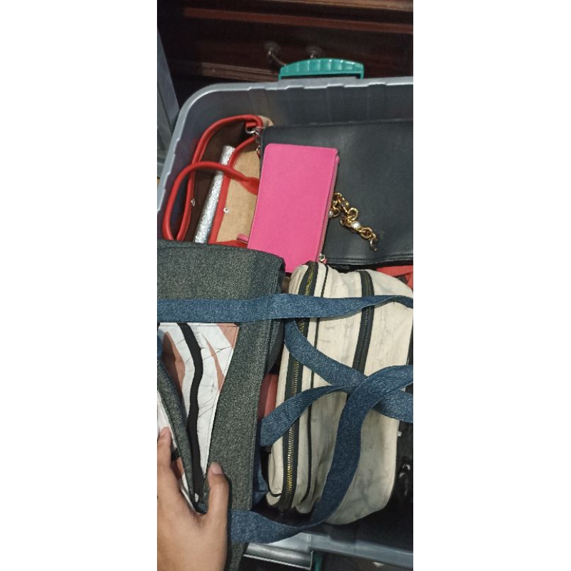 PRELOVED MAMAKA - KEBAYA BIRU