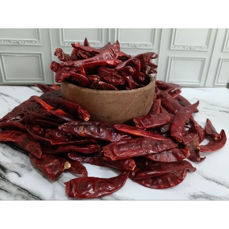 

Cabe kering jenis sanam 250 gr / cabe kering merah besar / cabe merah tidak pedas