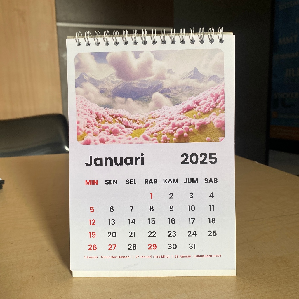 

Custom Kalender Meja 2025 / Kalender Duduk Tahun 2025 Tatakan DUPLEX Kelebihan Produksi - SISA PRODUKSI