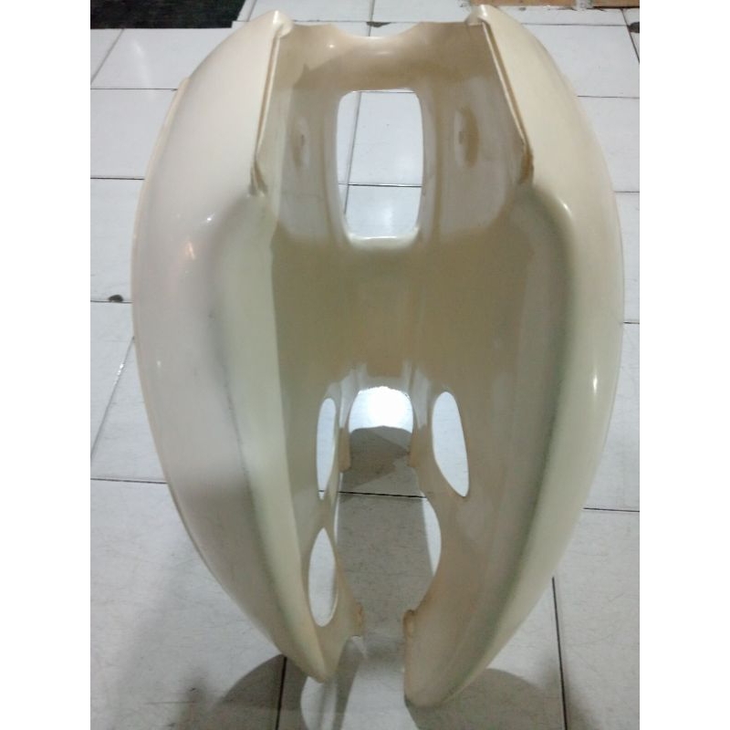 Legshield sayap dada Honda C70 engkel ori