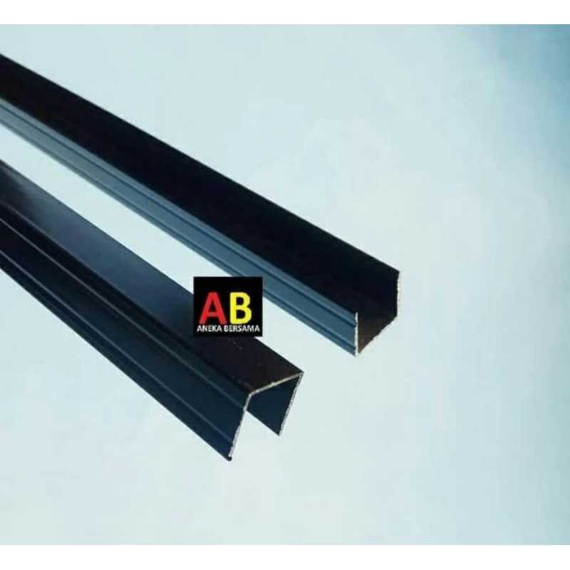 Lis U Aluminium 15mm x 15mm x 15mm black garis panjang 149.5cm