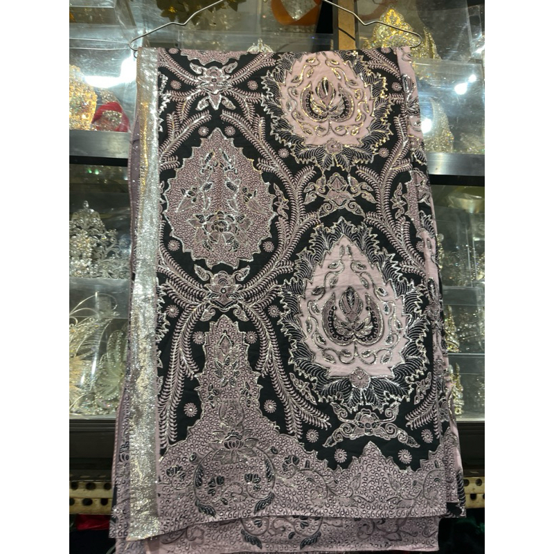 kain prada premium | kain prada pengantin | kain prada manten | kain prada pengantin premium | jarik