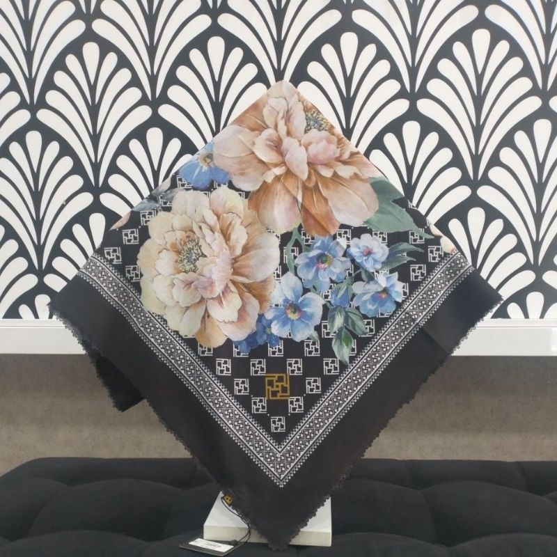 Amberly Black Hijab Ivan Gunawan prive ori