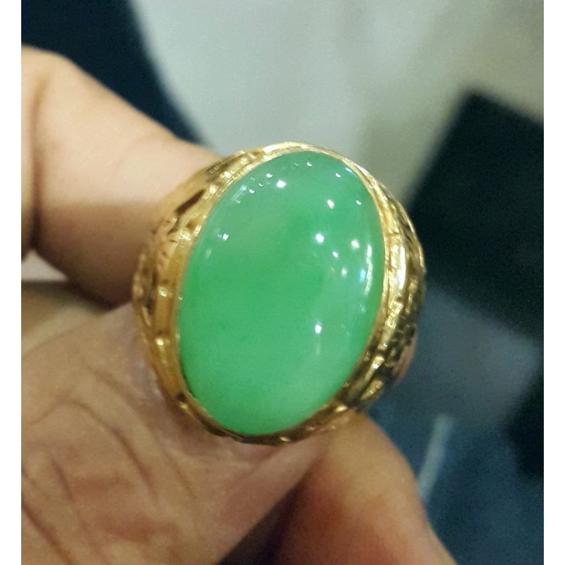 Natural Jadeite Burma Type A (Giok Burma)