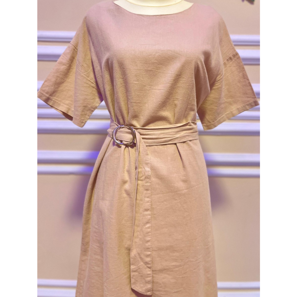 Dress polos lengan pendek