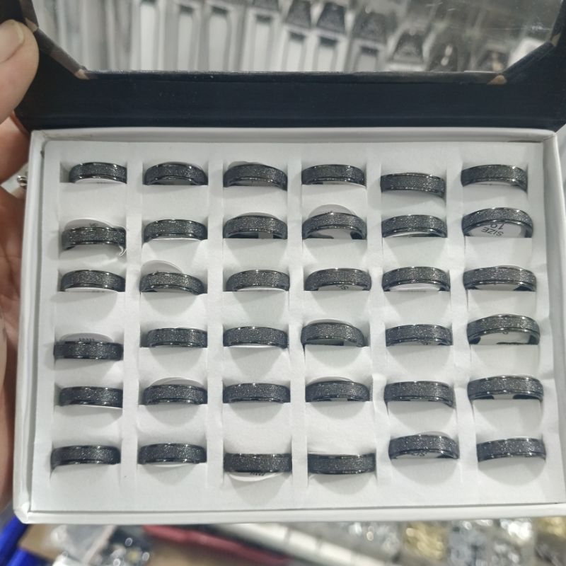 Cincin Titanium Pasir Hitam Polos Termurah | Tidakkarat | isi36Pcs(1Box)