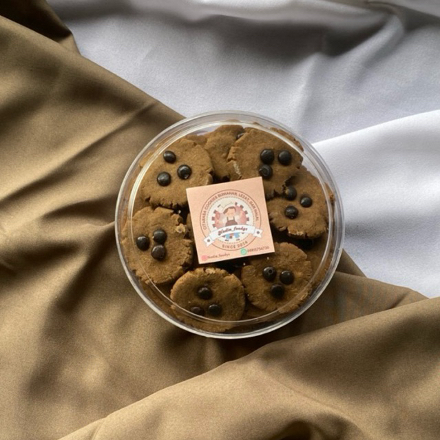 

NADIA FOODYS- KUE CHOCOCIPS Kue kering lebaran